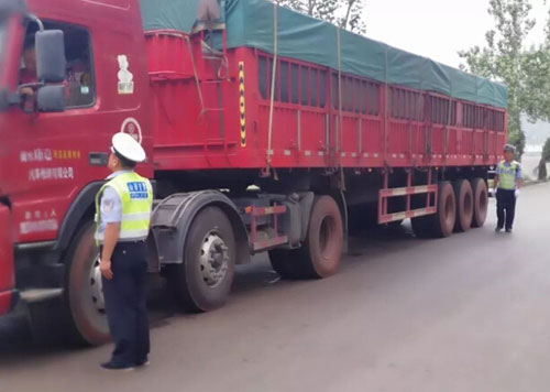 邯鄲某高速收費(fèi)站“沒(méi)良心磅”莫名漲重宰司機(jī)